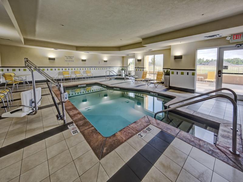 Fairfield Inn And Suites By Marriott Weatherford Bagian luar foto