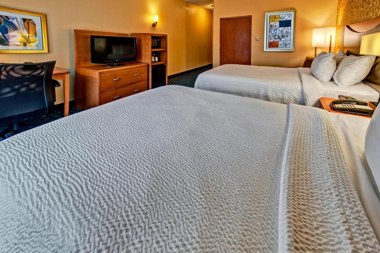 Fairfield Inn And Suites By Marriott Weatherford Bagian luar foto