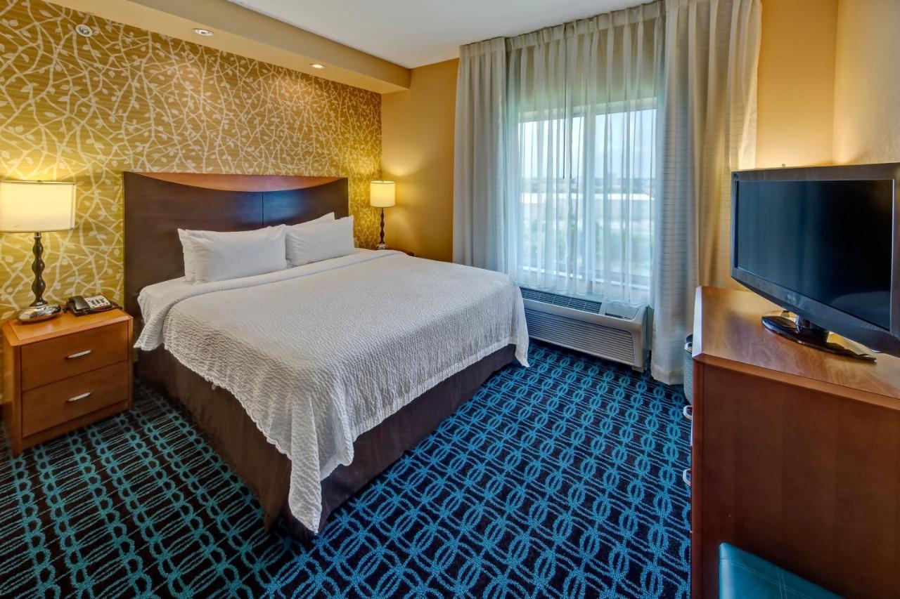 Fairfield Inn And Suites By Marriott Weatherford Bagian luar foto
